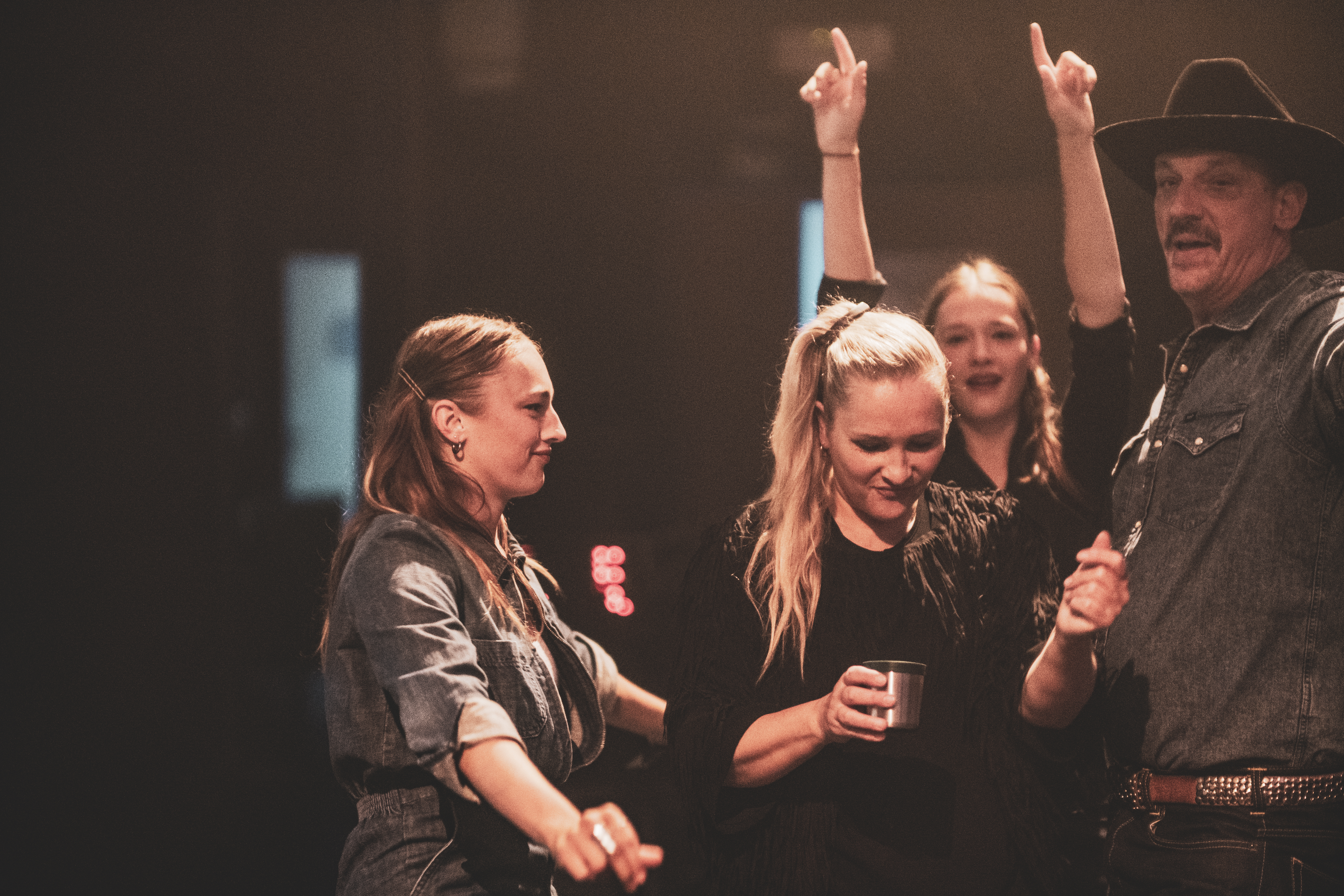 VAN DEN BEGIN zingt REYMER: A family affair