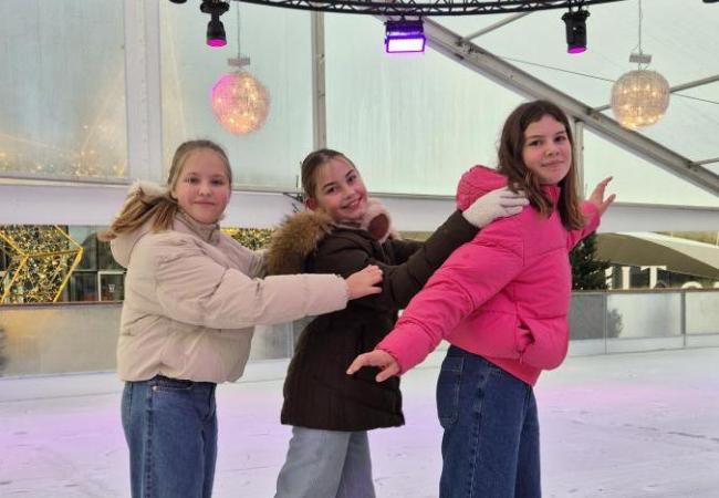 schaatspiste silt on ice is open