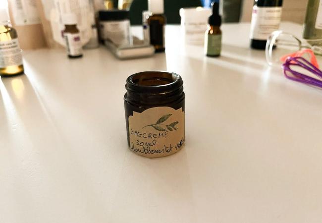 🌿 Ontdek de Geheimen van Jouw Huid en bereidt een dagcrème ofwel nachtcrème ofwel een h... © Inge