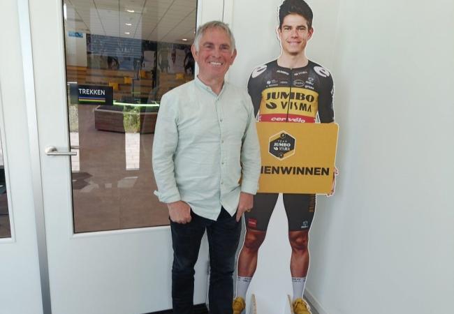 Luistervinken ‘Straffe verhalen uit de Tour de France’ © Noël Truyers