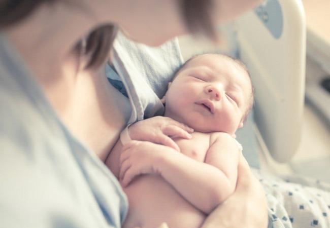 EHBO bij baby's en jonge kinderen © MI