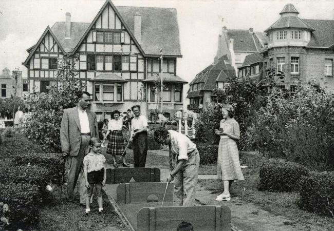 Erfgoedwandeling oude kinderspelen © gemeente Middelkerke