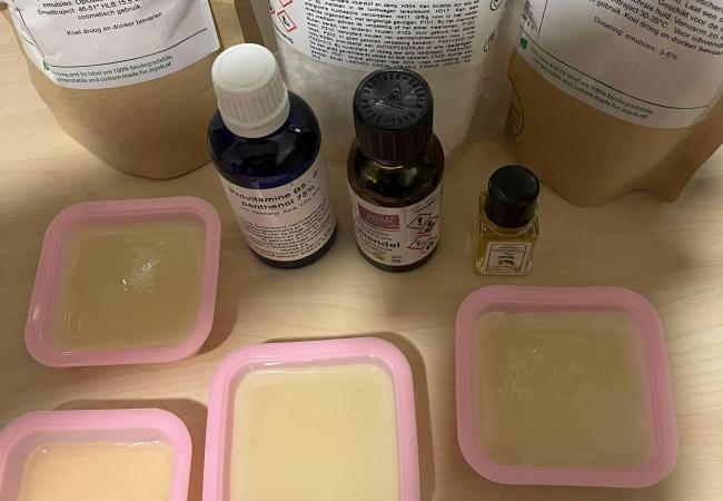 Maak je eigen shampoo bar en conditioner bar, afgestemd op haartype en de behoeften van... © Inge