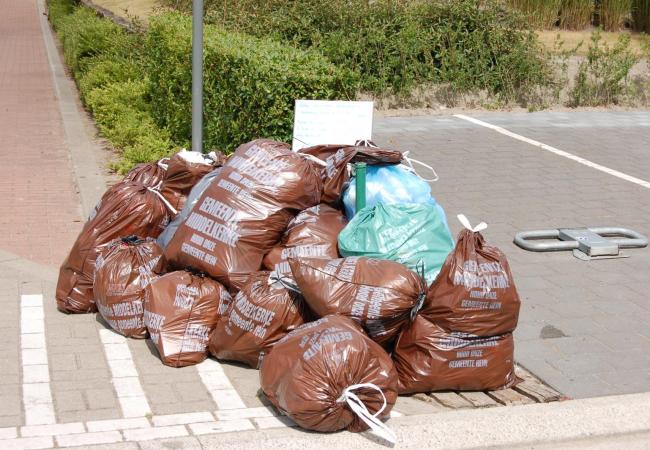 1 restafvalophaling in de krokus voor de toeristische zone en weekendverblijfparken