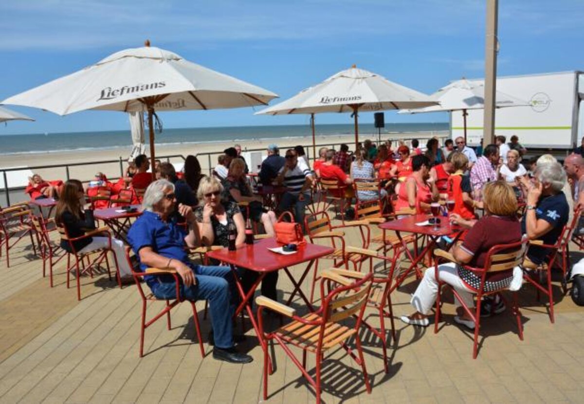 ‘Tateraa Terrasjes’: coronaproof alternatief voor Bier aan Zee