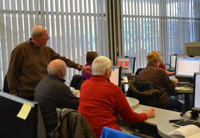 Bibliotheek start met nieuwe lessenreeksen Middelkerke@internet