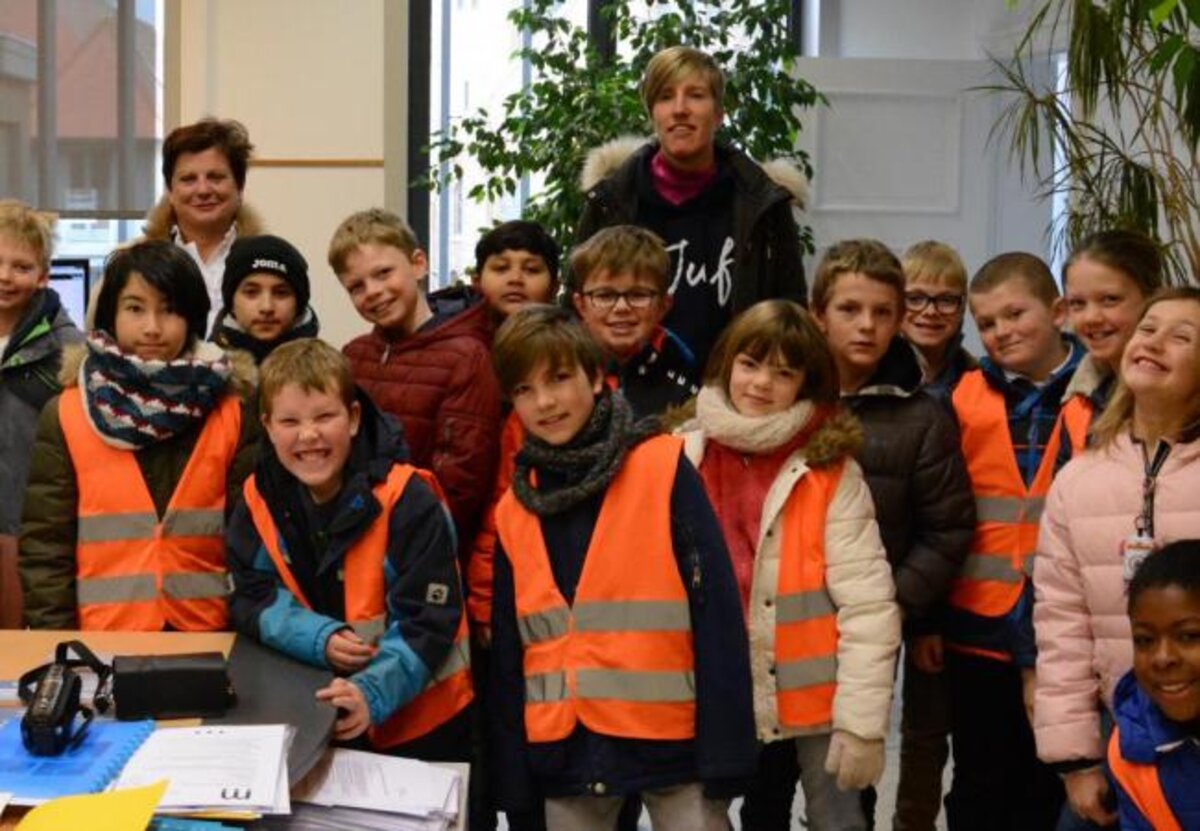 4e  leerjaar Sint-Jozefsinstituut op bezoek in het gemeentehuis