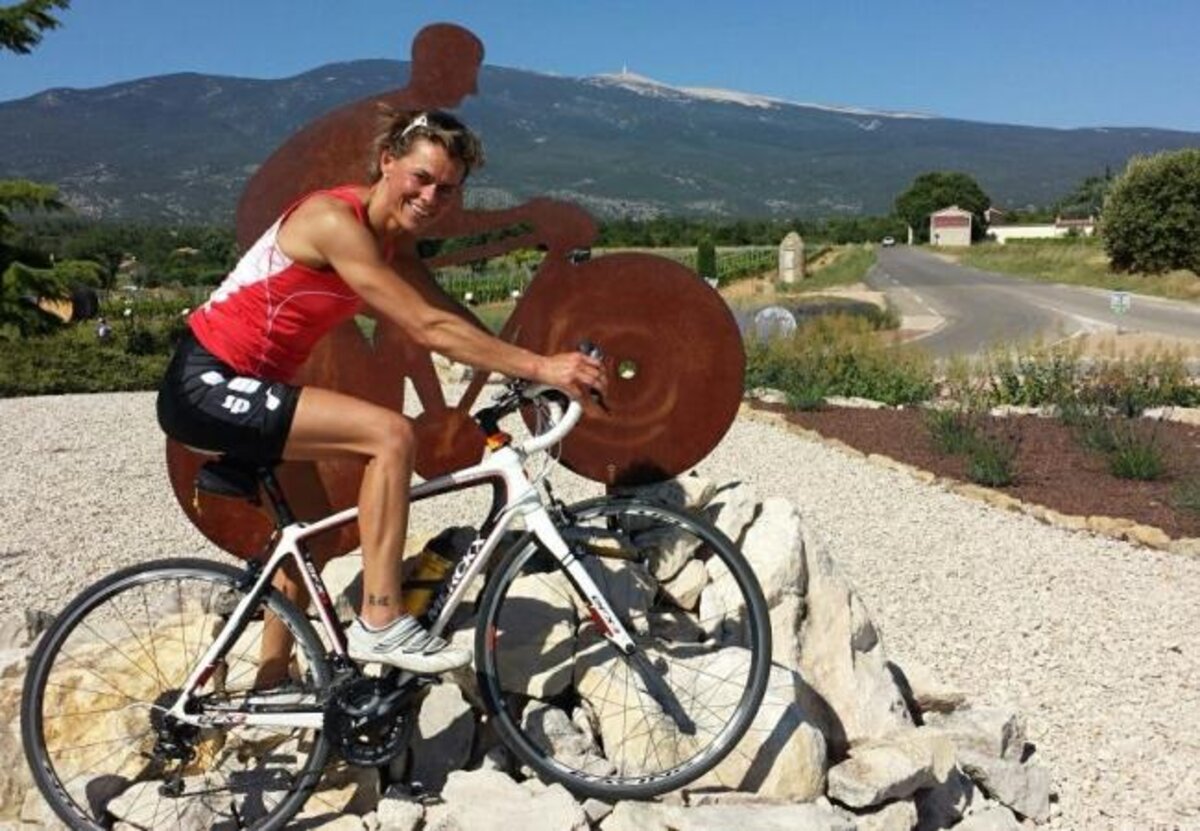 Gella Vandecaveye en Jelle Walleys rijden voorbereidingsrit Mon Ventoux in Middelkerke