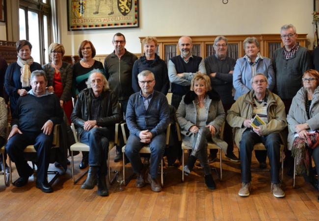 Gemeentebestuur huldigt op pensioengesteld personeel