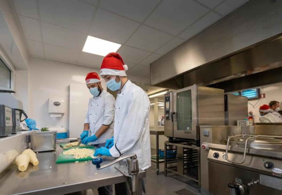 Veilig kerstfeest voor alle Middelkerkse 65-plussers
