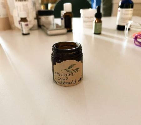 🌿 Ontdek de Geheimen van Jouw Huid en bereidt een dagcrème ofwel nachtcrème ofwel een h... © Inge