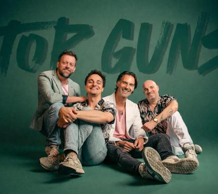 Back to the 80's met Top Guns ikv Sluze Kermesse 2026 © topguns