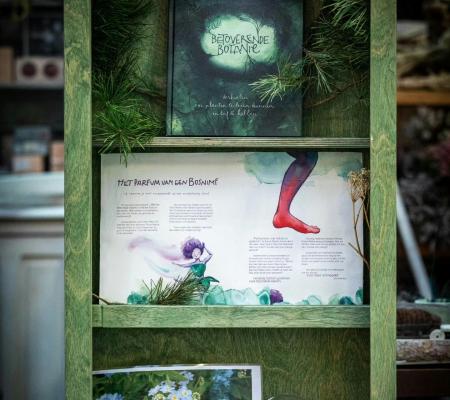 Nieuwe Feiten: 'Betoverende Botanie' een korte lezing plus doe-opdracht voor ouder en kind © MI