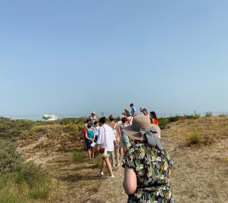 Nieuwe Feiten: “Kruidenwandeling” © MI