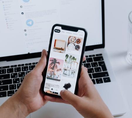 Werken met de smartphone © Pexels