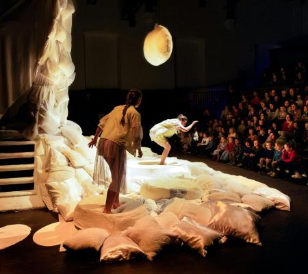 Familietheater - DESCHONECOMPANIE en Il Gardellino: JUPI © Cultuurstek
