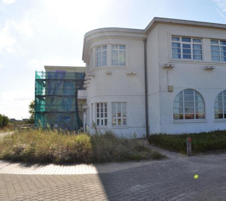 Stripmuur Robbedoes en Kwabbernoot
