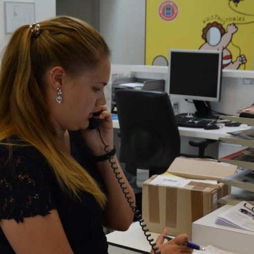 Iemand die aan het bellen is