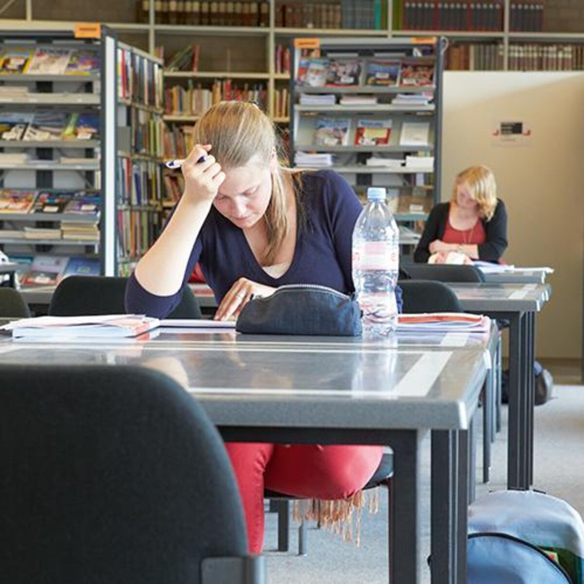 Herexamens? Misschien deze keer in de kerk studeren?