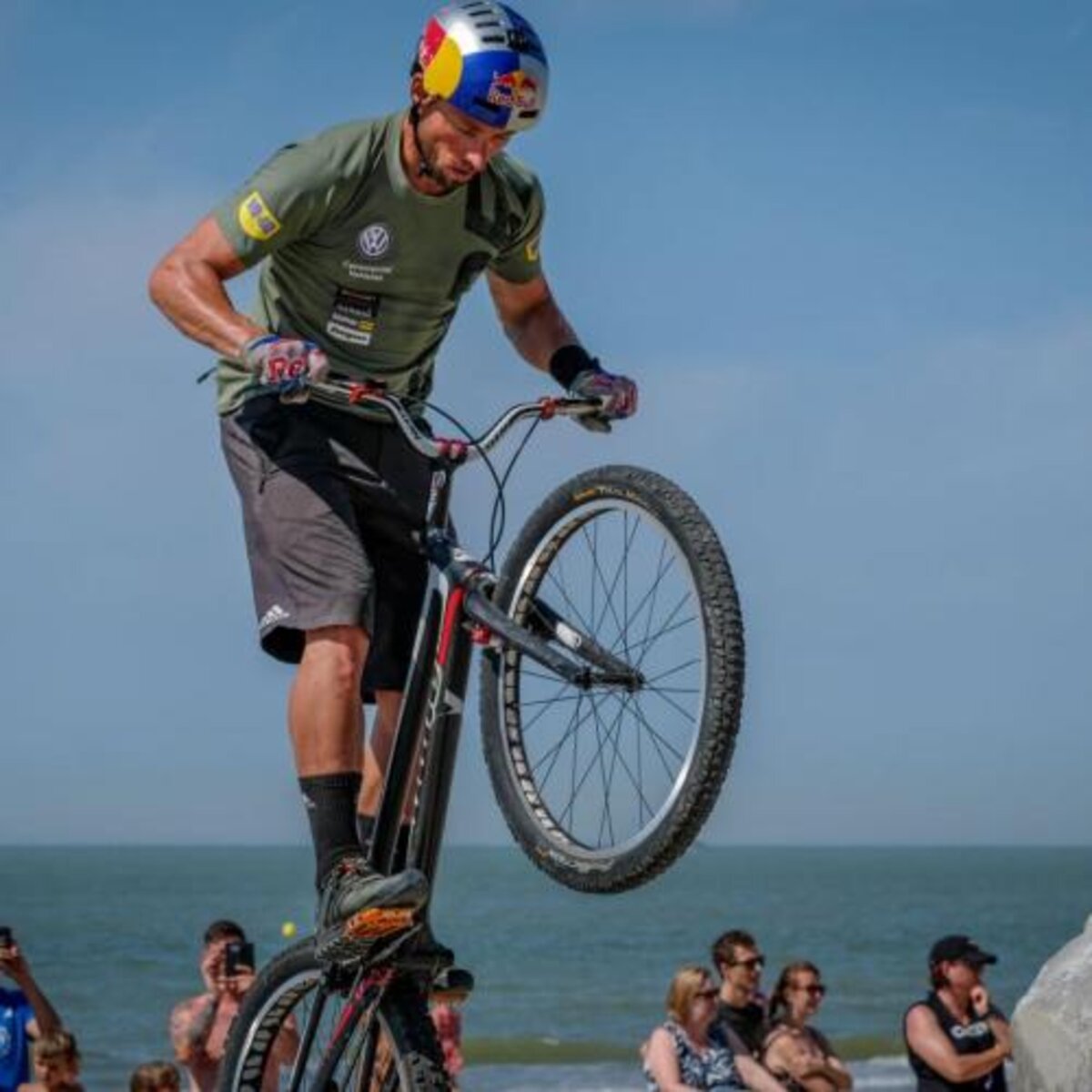 “Middelkerke wordt zondag Stonehenge aan zee”