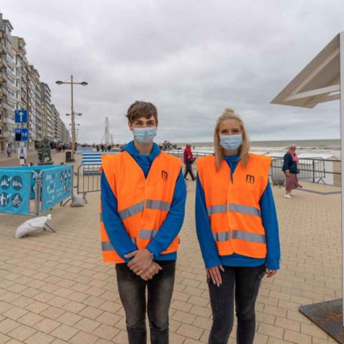 Ook in krokusvakantie mondmaskerplicht op zeedijk